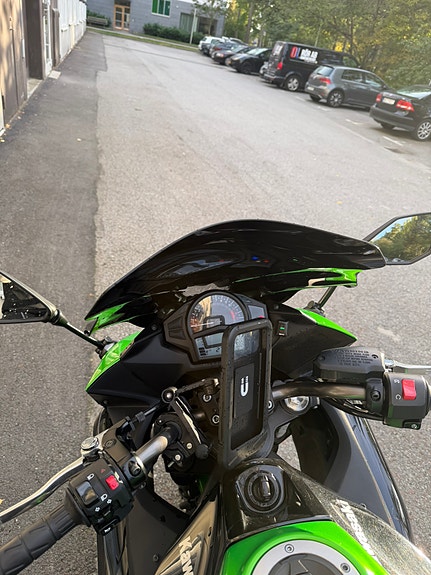 Kawasaki Ninja ER-6F 5 of 8