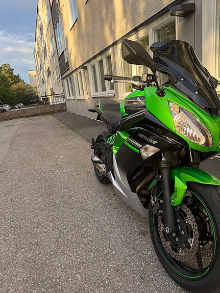 Kawasaki Ninja ER-6F 7 of 8