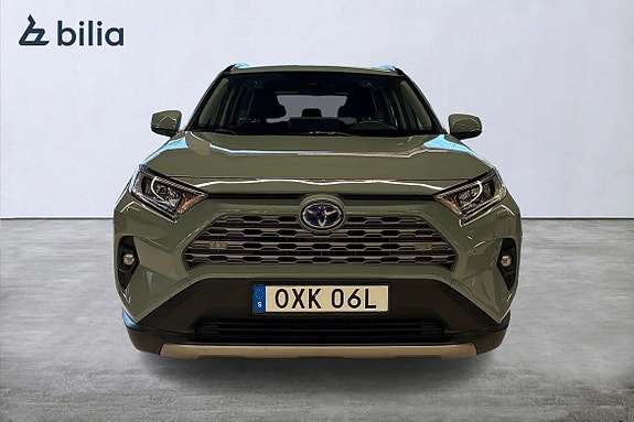 Toyota RAV4 6 of 21