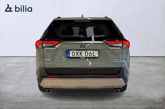 Toyota RAV4 5 of 21