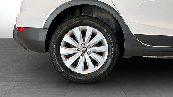 Seat Arona 9 of 21