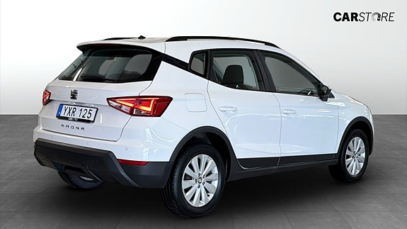 Seat Arona 2 of 21
