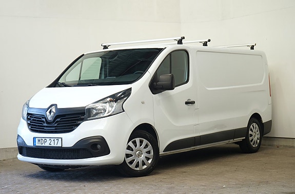 Renault Trafic 2 of 11