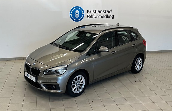 BMW 218d 2 of 12