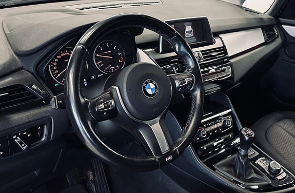BMW 218d 12 of 12