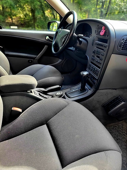 Saab 9-5 2 of 7