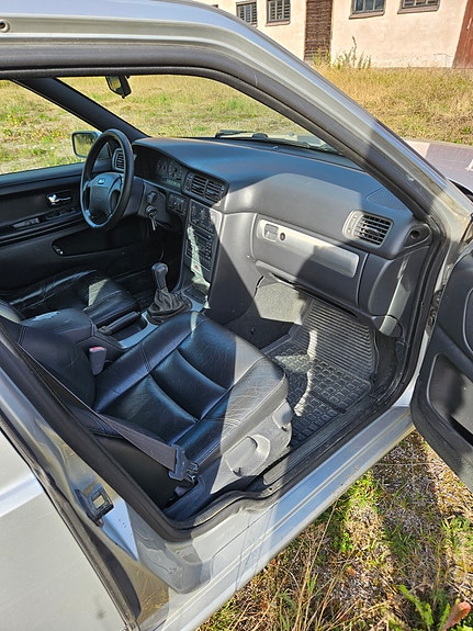Volvo V70 4 of 8
