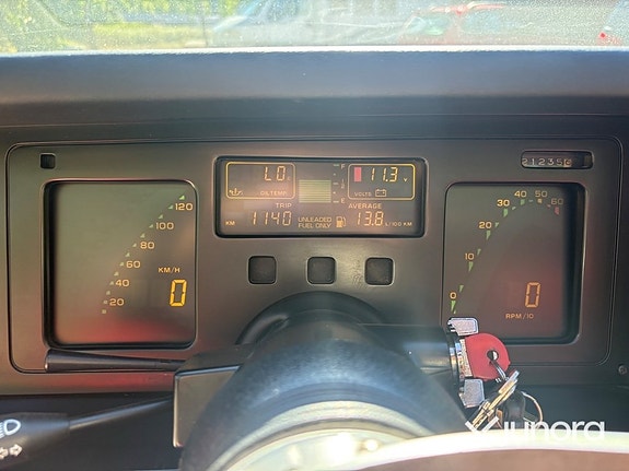 Chevrolet Corvette 14 of 26