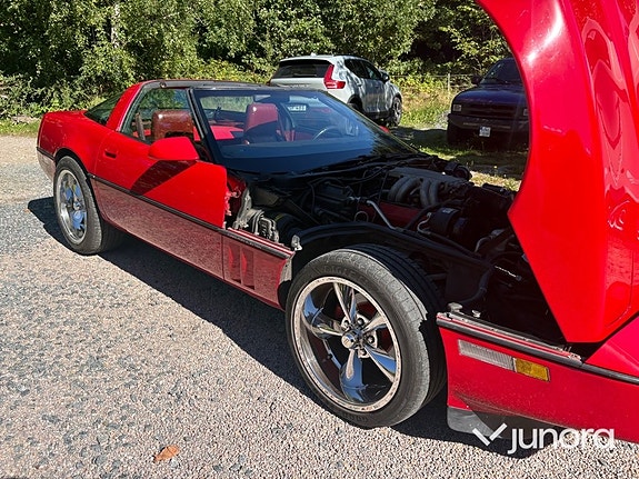 Chevrolet Corvette 26 of 26