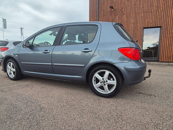 Peugeot 307 3 of 7