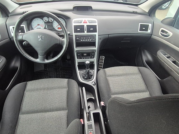 Peugeot 307 7 of 7