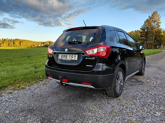 Suzuki SX4 S-Cross 3 of 7