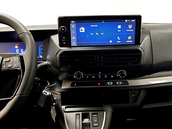 Opel Vivaro 10 of 15