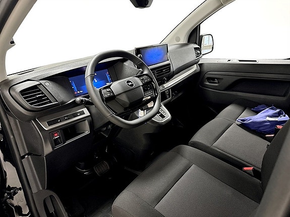 Opel Vivaro 5 of 15