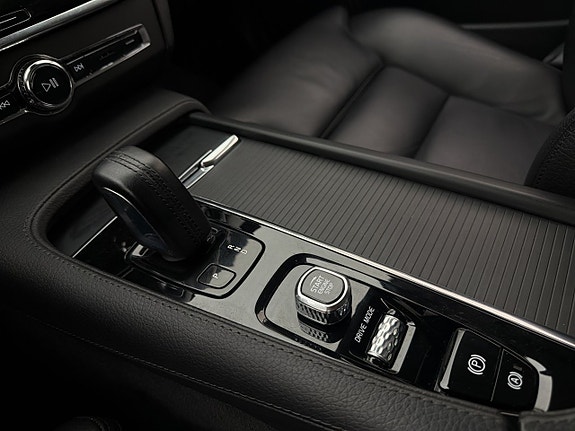 Volvo V90 27 of 30