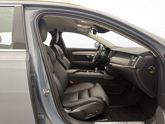 Volvo V90 11 of 30