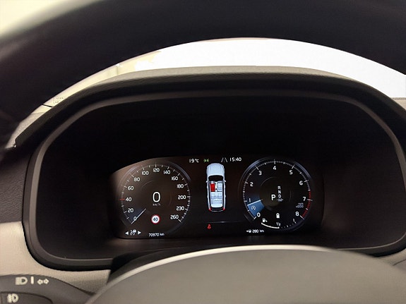 Volvo V90 17 of 30