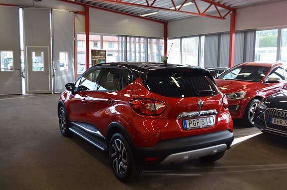 Renault Captur 5 of 24
