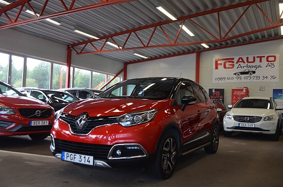 Renault Captur 2 of 24