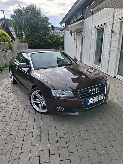 Audi A5 2 of 8