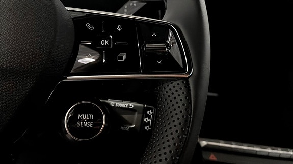 Renault Scenic E-Tech 18 of 20