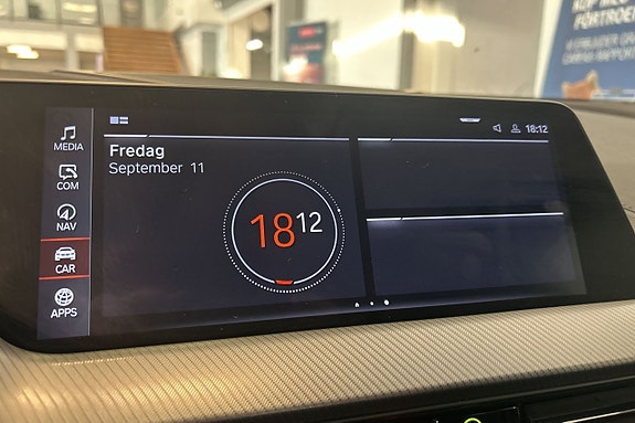 BMW 120i 26 of 30