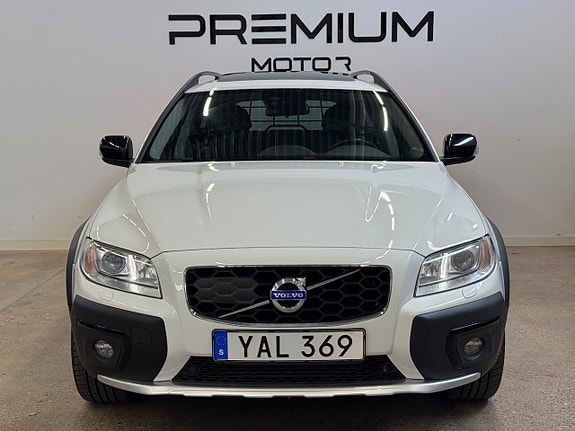 Volvo XC70 3 of 24