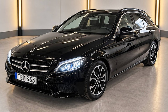Mercedes-Benz C220 d 2 of 11