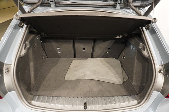 BMW 118i 6 of 15