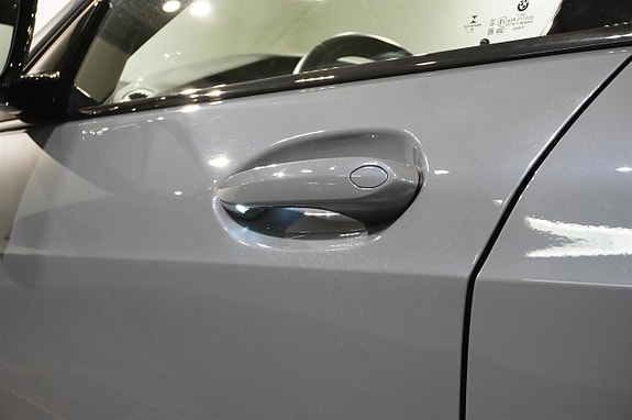 BMW 118i 9 of 15
