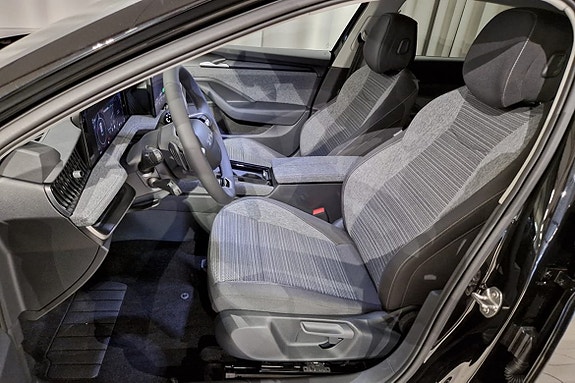 Skoda Superb 7 of 16
