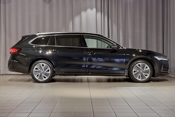 Skoda Superb 3 of 16