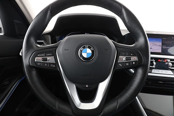 BMW 330e 19 of 30