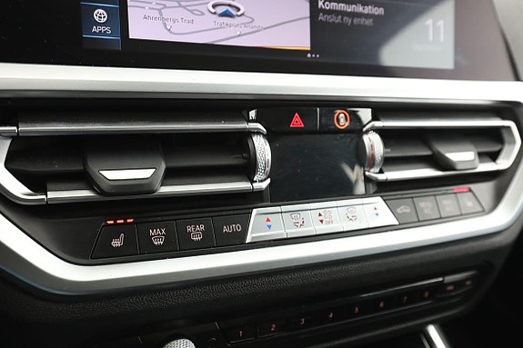 BMW 330e 25 of 30