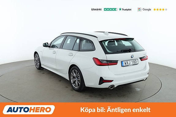 BMW 330e 3 of 30