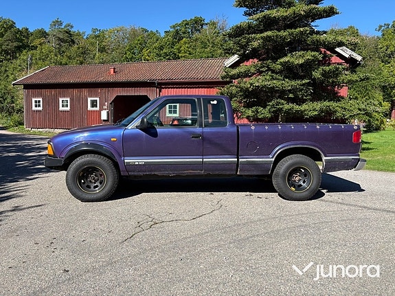 Chevrolet S10 3 of 28