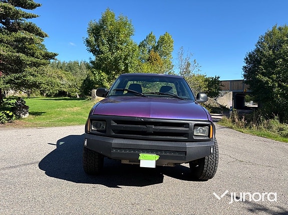 Chevrolet S10 8 of 28