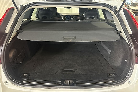 Volvo V60 Cross Country 21 of 22