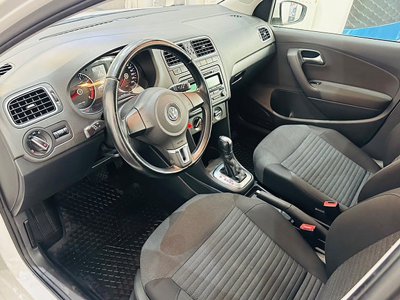 Volkswagen Polo 10 of 19