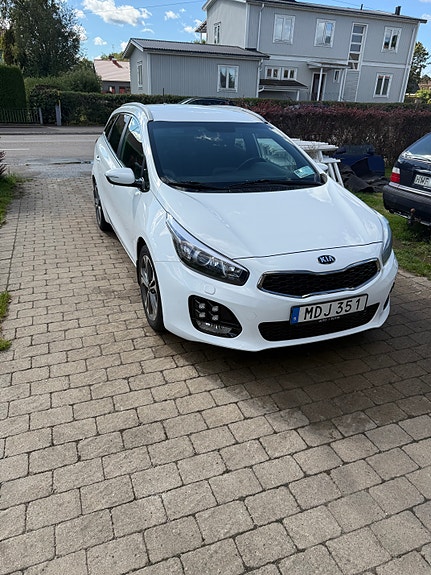 Kia Ceed 3 of 7