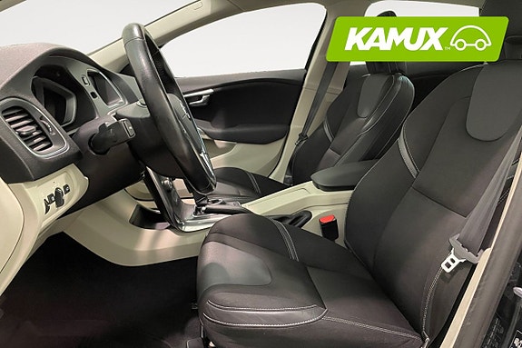 Volvo V40 6 of 17