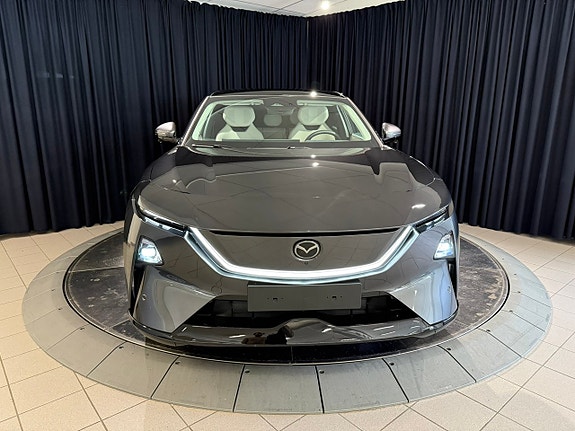 Mazda CX-6e 2 of 15