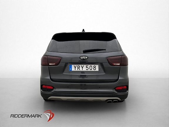 Kia Sorento 5 of 30