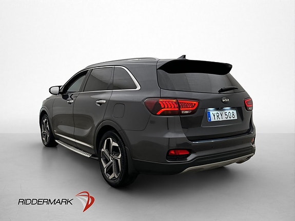 Kia Sorento 4 of 30