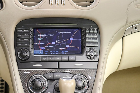 Mercedes-Benz SL55 14 of 27