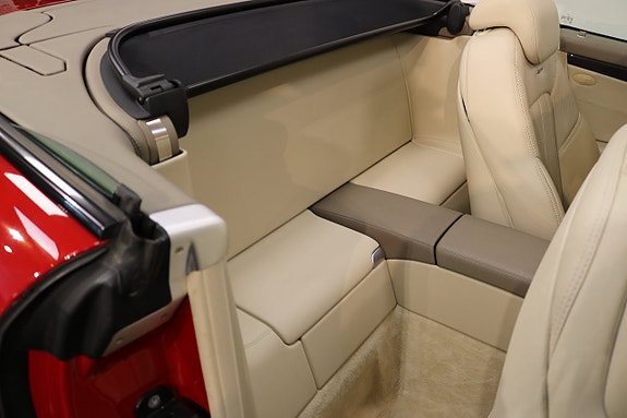 Mercedes-Benz SL55 19 of 27