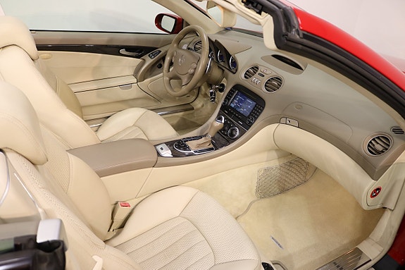Mercedes-Benz SL55 17 of 27