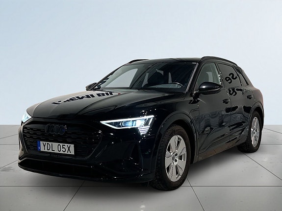 Audi Q8 e-tron 16 of 27