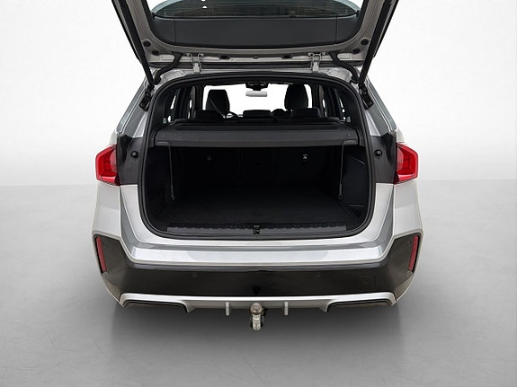 BMW X1 20 of 30