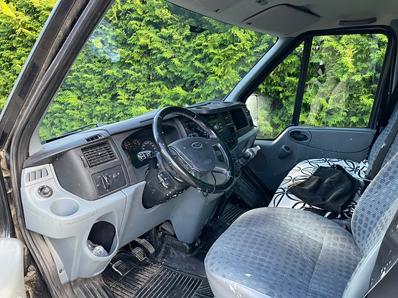 Ford Transit T260 2 of 3